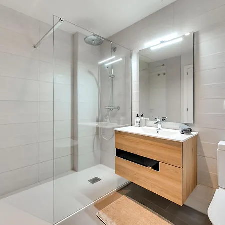 Luxury Естепона